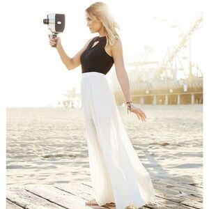Lauren Conrad Cream White Pleated Maxi Skirt